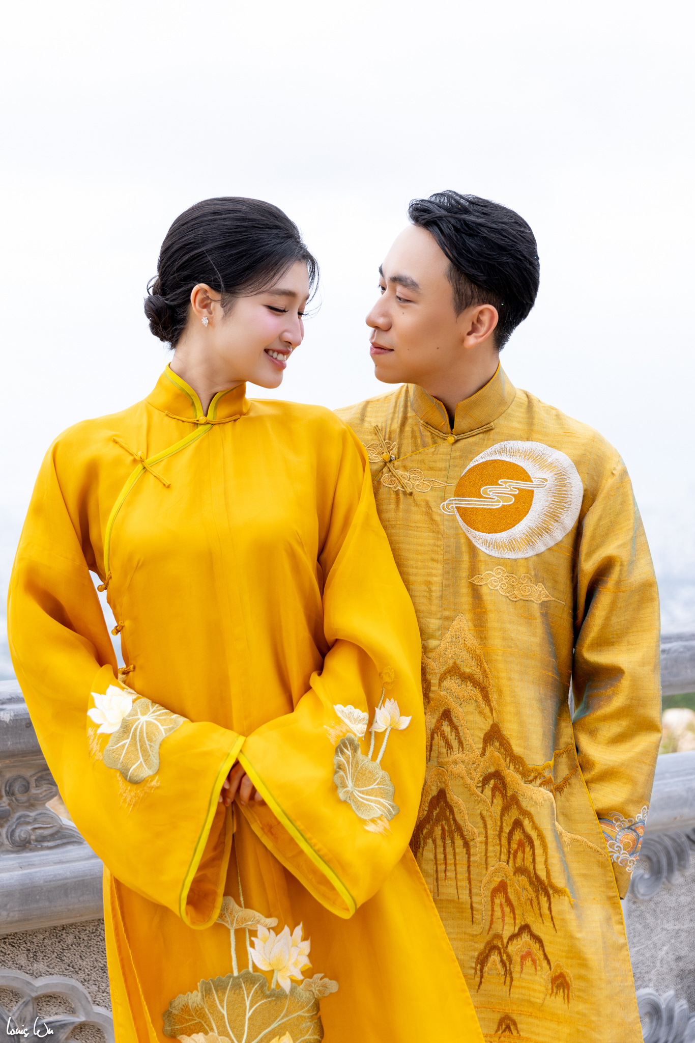 Cùng mệnh Thổ như "dâu hào môn" Phương Nhi, Tết này các chị em chọn áo dài màu gì để "hút lộc" cả năm?- Ảnh 2.