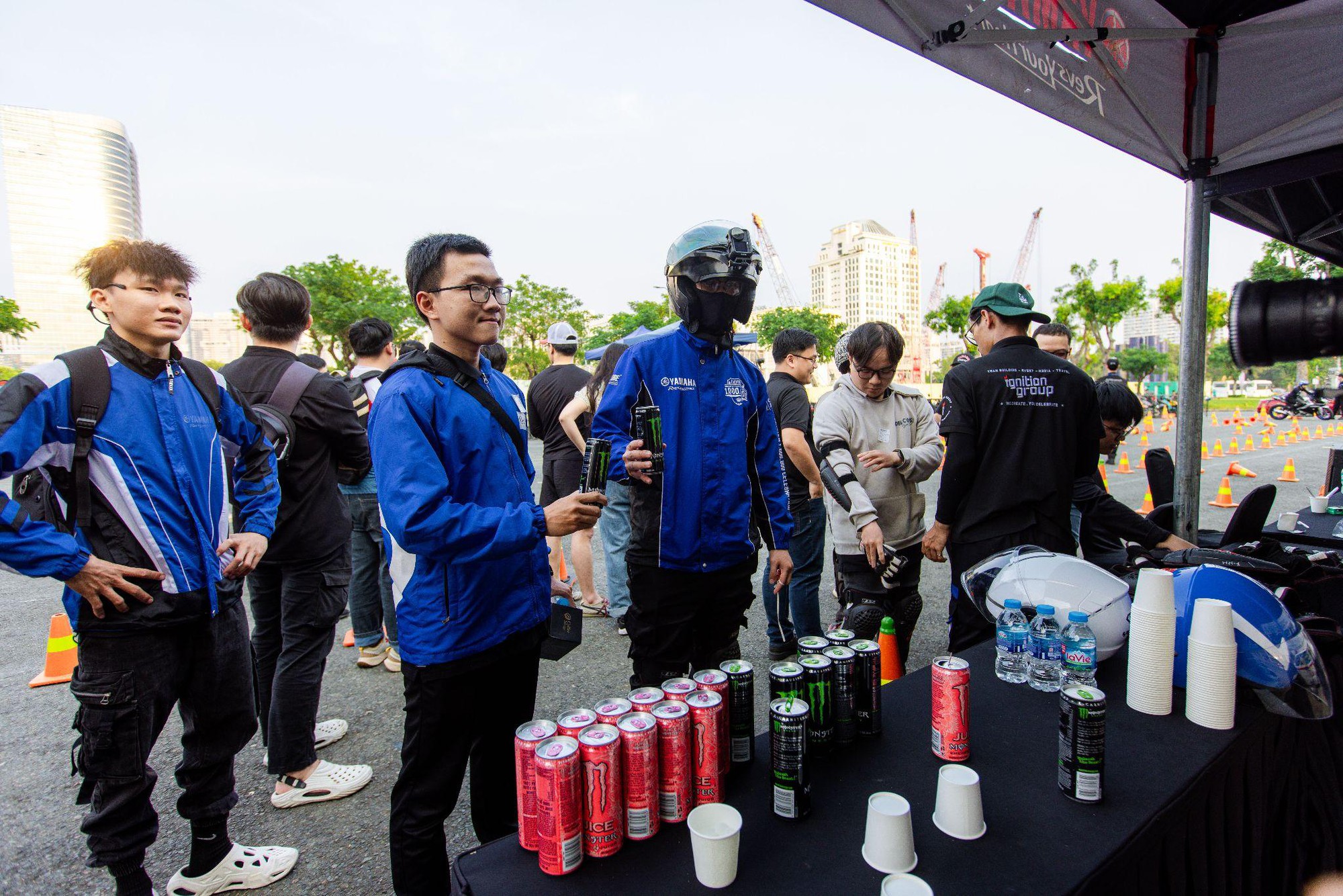 Hàng trăm biker quy tụ tại ngày hội REVolution: YZF-R9 trở thành tâm điểm, hé lộ YZF-R1M chuẩn bị về Việt Nam- Ảnh 9.