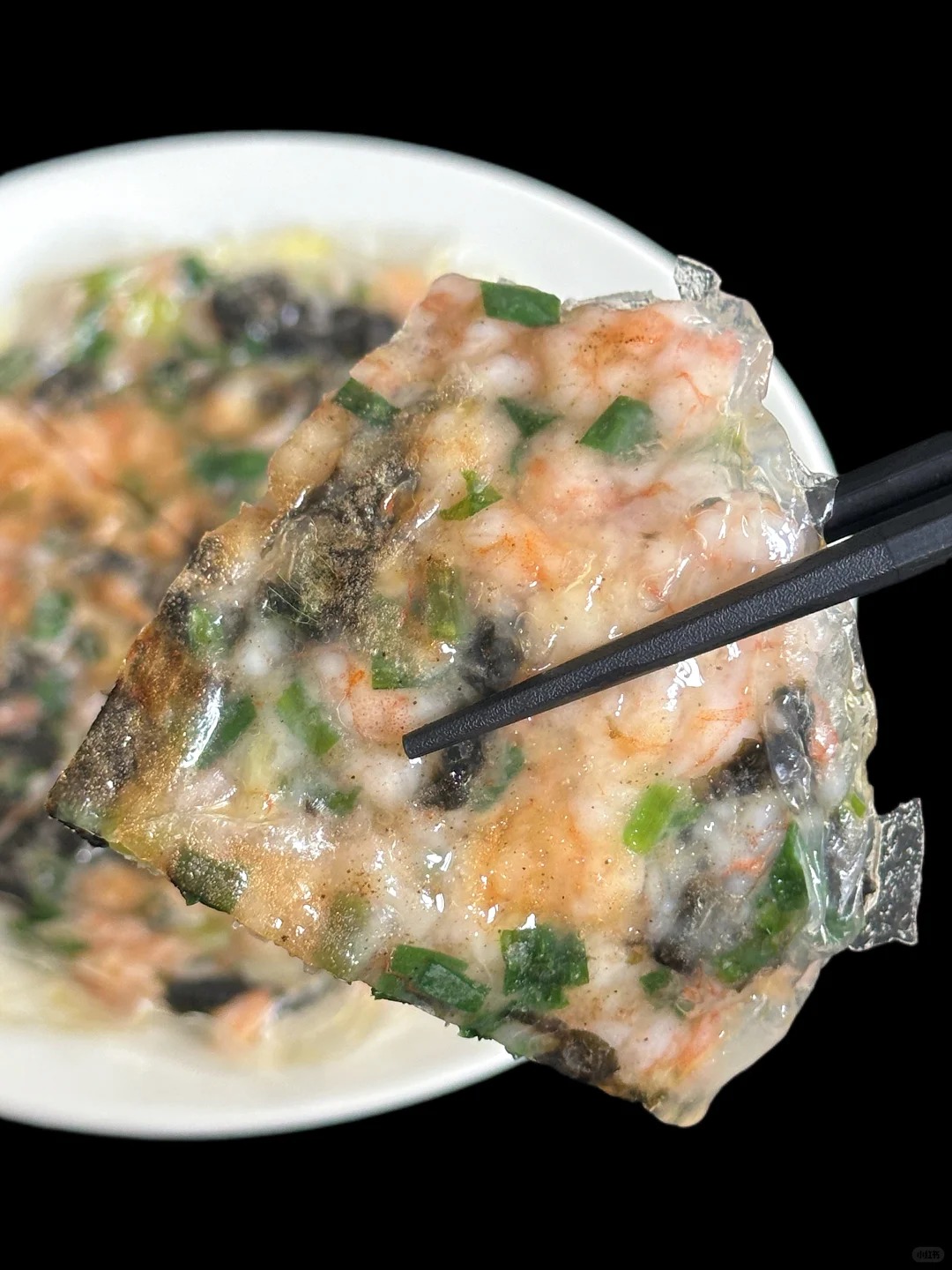 Đừng chỉ dùng cuốn nem, mang bánh tráng Việt làm theo cách này đảm bảo cả nhà tranh nhau gắp vì quá ngon- Ảnh 8.