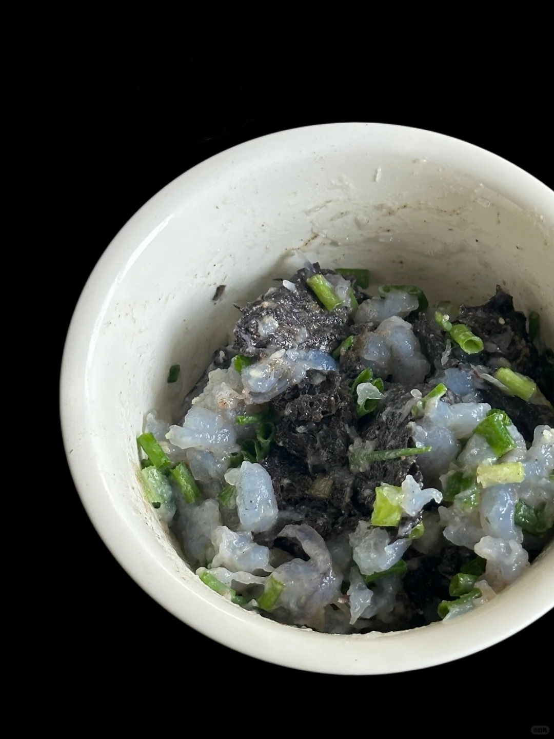 Đừng chỉ dùng cuốn nem, mang bánh tráng Việt làm theo cách này đảm bảo cả nhà tranh nhau gắp vì quá ngon- Ảnh 2.