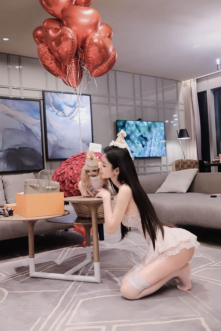 Hot girl xuất hiện trong trận U23 Việt Nam - Hàn Quốc khiến cộng đồng mạng ngỡ ngàng- Ảnh 12.