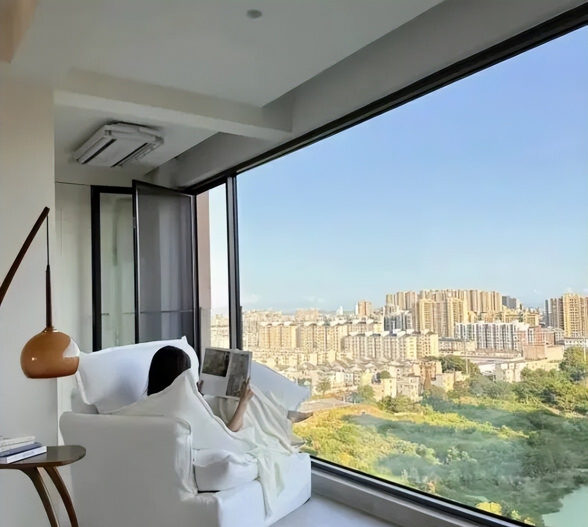 Vừa mua căn hộ tầng 26, tôi hối hận và bán gấp để xuống tầng 5: Bài học đắt giá không có trong quảng cáo- Ảnh 1.