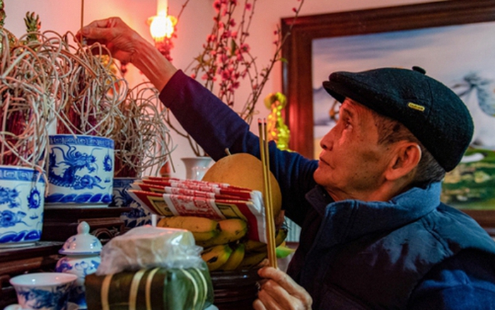 Xê dịch bát hương lúc lau bàn thờ có sao không? Chuyên gia đưa ra cách hoá giải đơn giản, ai cũng làm được- Ảnh 3.