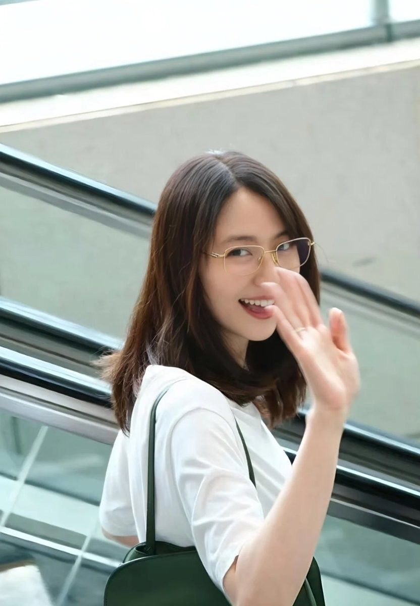 Thu nhập lao dốc, chồng nằm viện nửa năm: Tôi không ngờ mình vẫn giữ được 280 triệu đồng trong năm 2025- Ảnh 1. Thu nhập lao dốc, chồng nằm viện nửa năm: Tôi không ngờ mình vẫn giữ được 280 triệu đồng trong năm 2025- Ảnh 1.