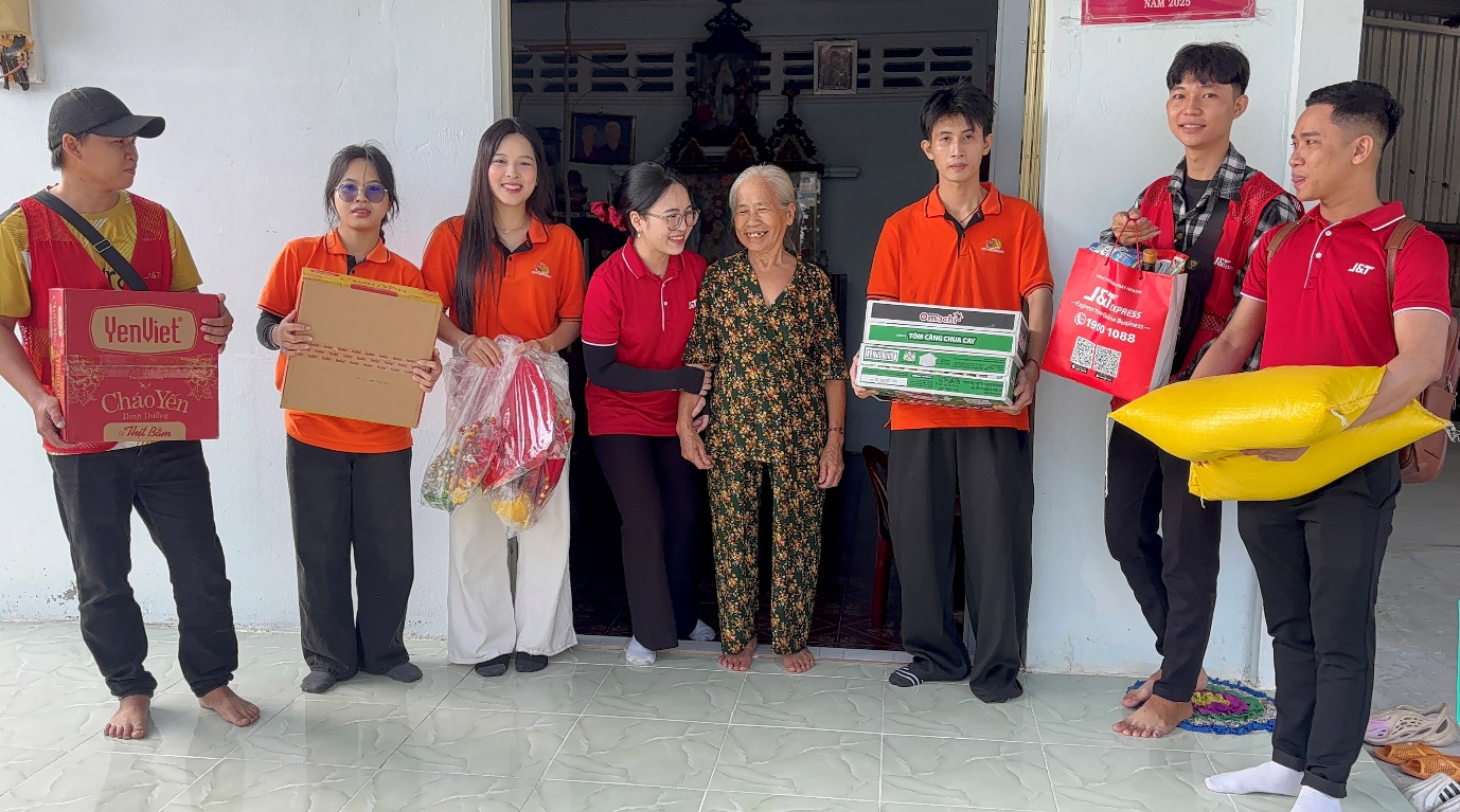 Xuân Yêu Thương – Hành trình lan tỏa yêu thương- Ảnh 2.