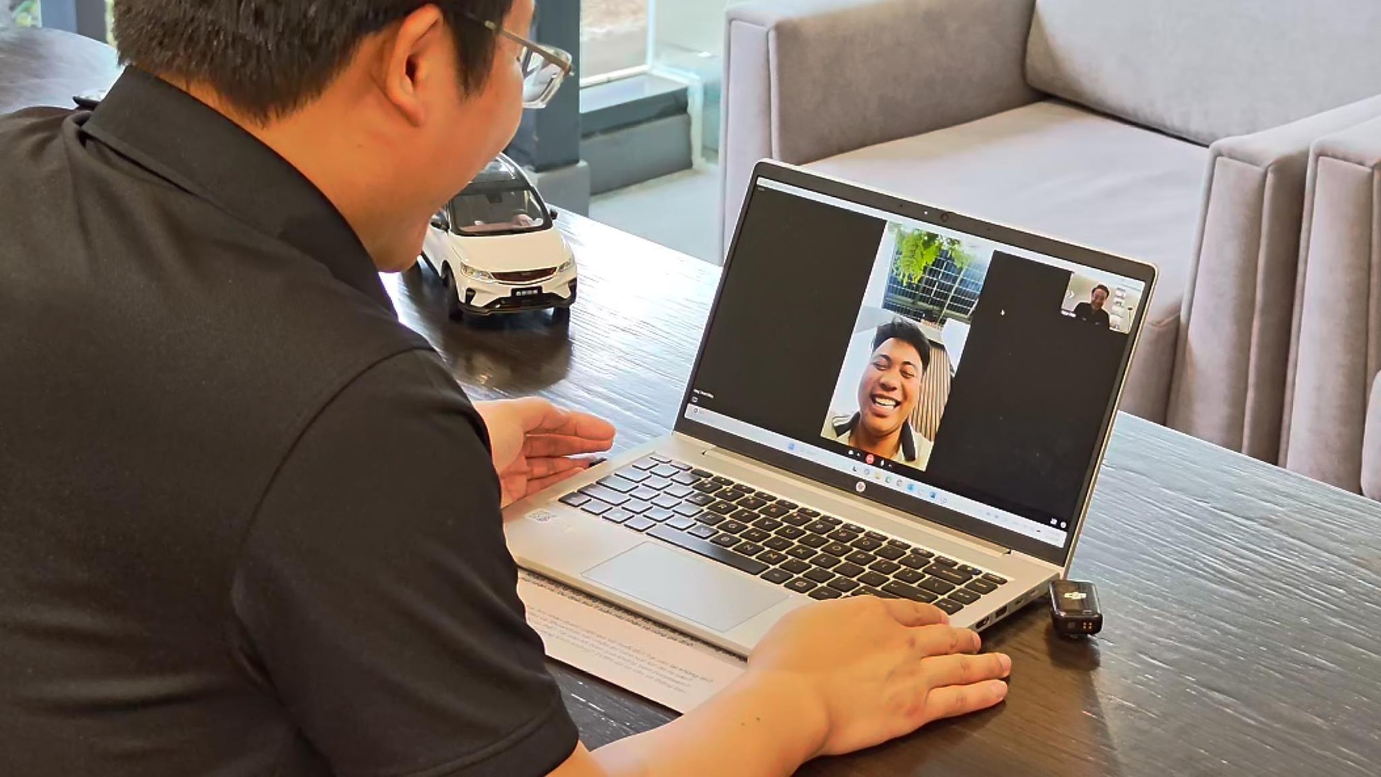 Khách hàng trúng Geely Coolray sau livestream: “Tôi tưởng cuộc gọi từ hãng là lừa đảo”- Ảnh 3.