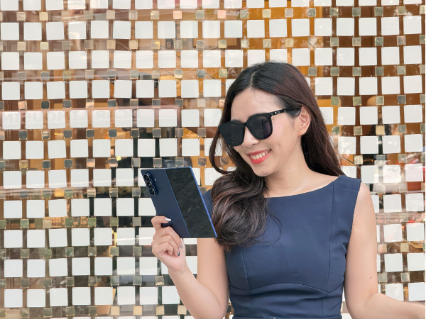 Tết là lúc người trẻ muốn làm mới mọi thứ, kể cả chiếc điện thoại- Ảnh 2.