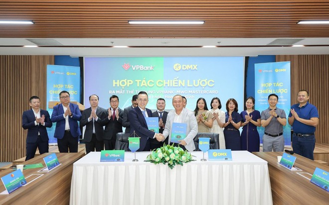 VPBank hợp tác DMX triển khai thẻ tín dụng trong lĩnh vực bán lẻ điện tử - tiêu dùng- Ảnh 1.