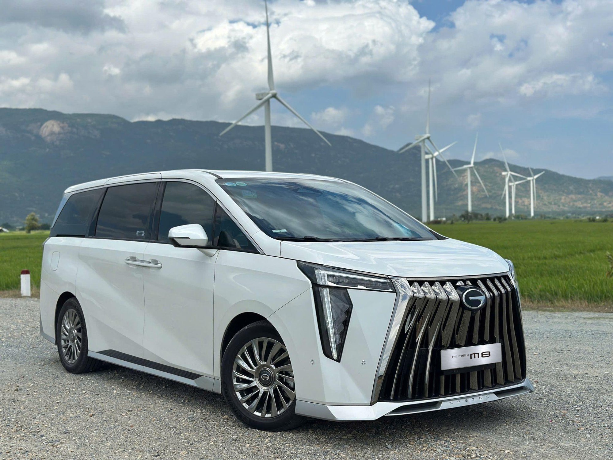 Chuyển từ SUV Đức sang GAC M8, người dùng đánh giá: 'Mạnh mà tiết kiệm, đi đường dài thoải mái'- Ảnh 1.