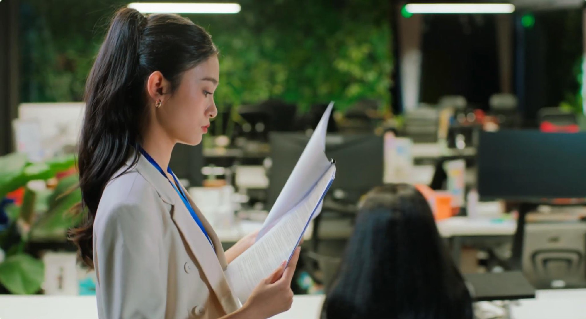 Sống YOLO hay tích luỹ dài hạn: Gen Z đang chọn gì?- Ảnh 2.