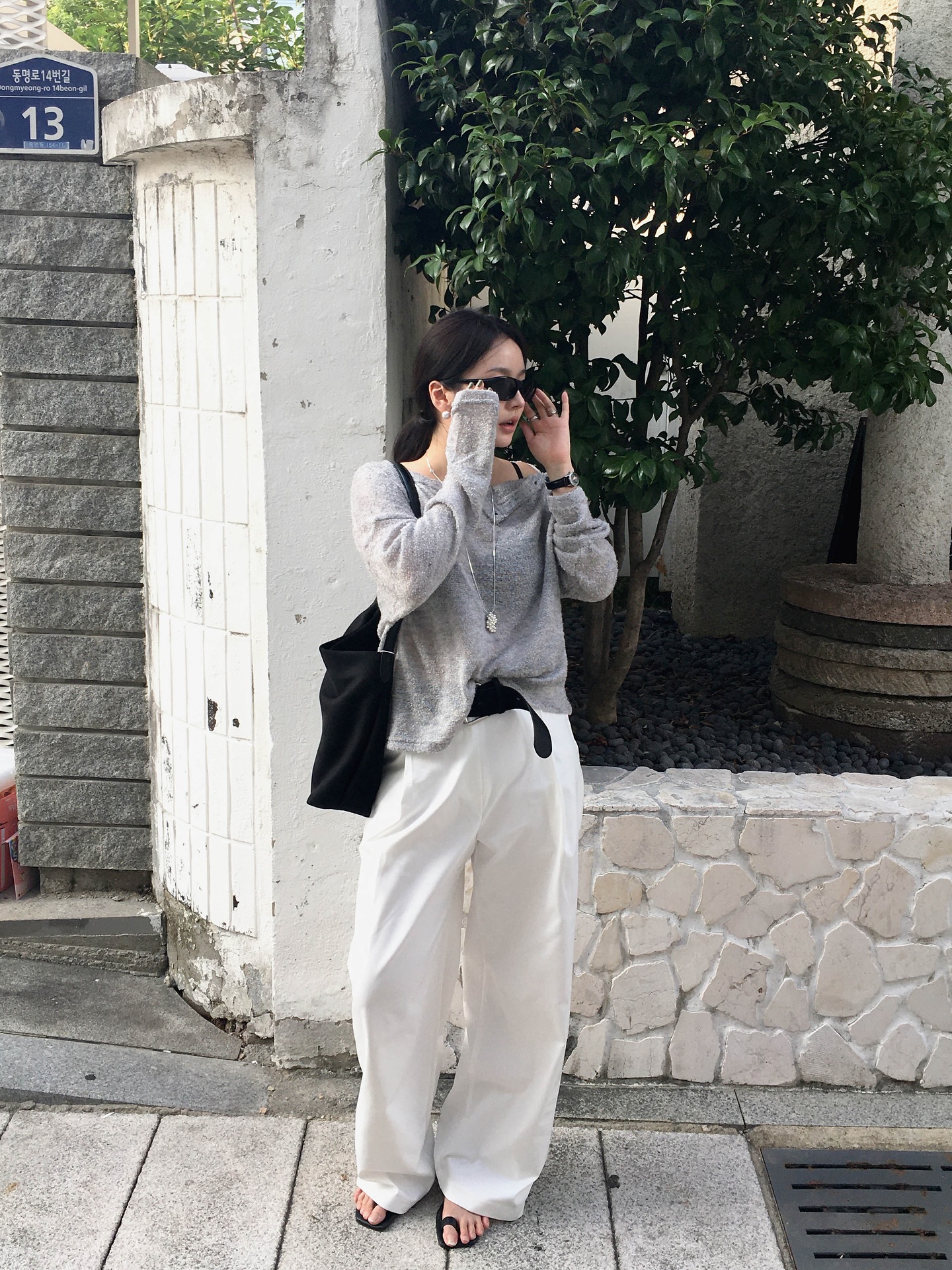 Đồ trắng rất dễ mặc nhưng diện theo 5 công thức này mới chuẩn sang xịn mịn- Ảnh 7.