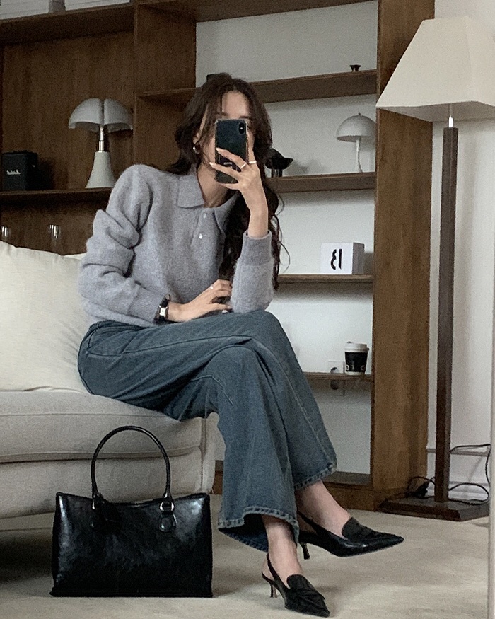 5 mẫu áo dài tay dễ phối đồ nhất, cứ mặc là sành điệu và tôn dáng- Ảnh 4. 5 mẫu áo dài tay dễ phối đồ nhất, cứ mặc là sành điệu và tôn dáng- Ảnh 4.