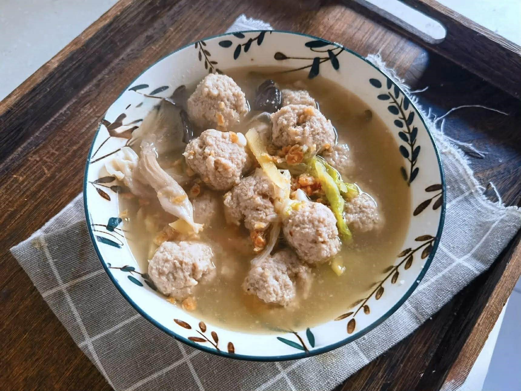 Mẹ tôi thường nấu món này cho cả nhà ăn khi trời lạnh: Mùi thơm ngào ngạt, ngửi thôi đã muốn ăn sạch nồi- Ảnh 7.