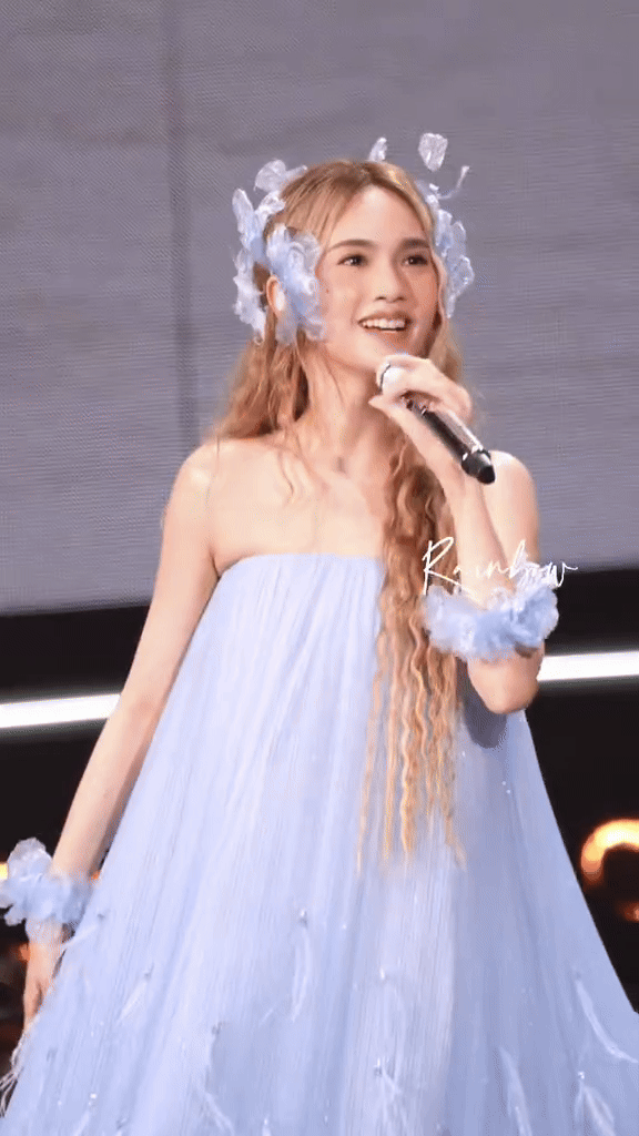 Châu Á không ai trẻ hơn mỹ nhân này: 25 năm nhan sắc bất biến trước thời gian, 41 tuổi sao đẹp thế được- Ảnh 3. Châu Á không ai trẻ hơn mỹ nhân này: 25 năm nhan sắc bất biến trước thời gian, 41 tuổi sao đẹp thế được- Ảnh 3.