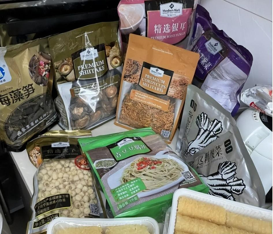 Dọn nhà trước ngày 24 tháng Chạp: 4 thứ nên bỏ ngay để năm mới đỡ chật, đỡ mệt, đỡ nặng đầu- Ảnh 3. Dọn nhà trước ngày 24 tháng Chạp: 4 thứ nên bỏ ngay để năm mới đỡ chật, đỡ mệt, đỡ nặng đầu- Ảnh 3.