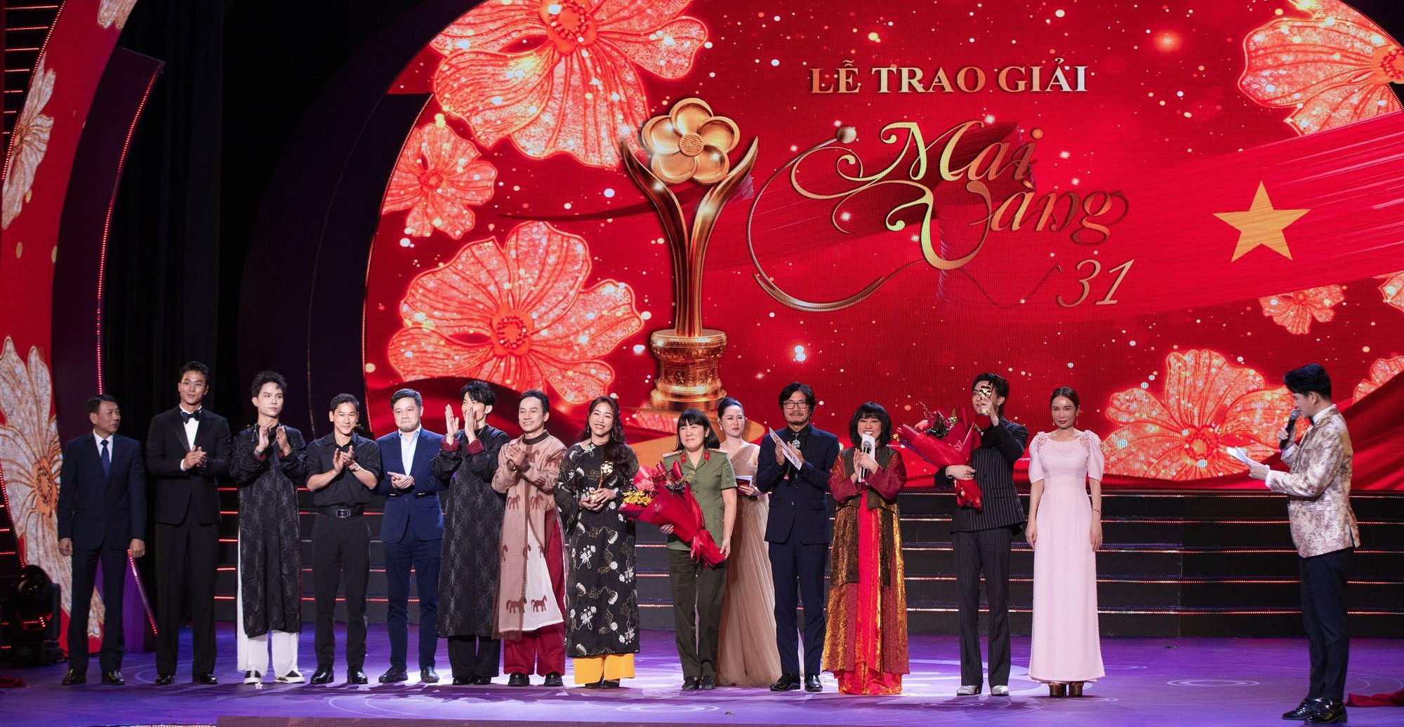 Chiến Sĩ Quả Cảm là chương trình truyền hình được khán giả yêu thích nhất tại Mai Vàng lần thứ 31- Ảnh 3.