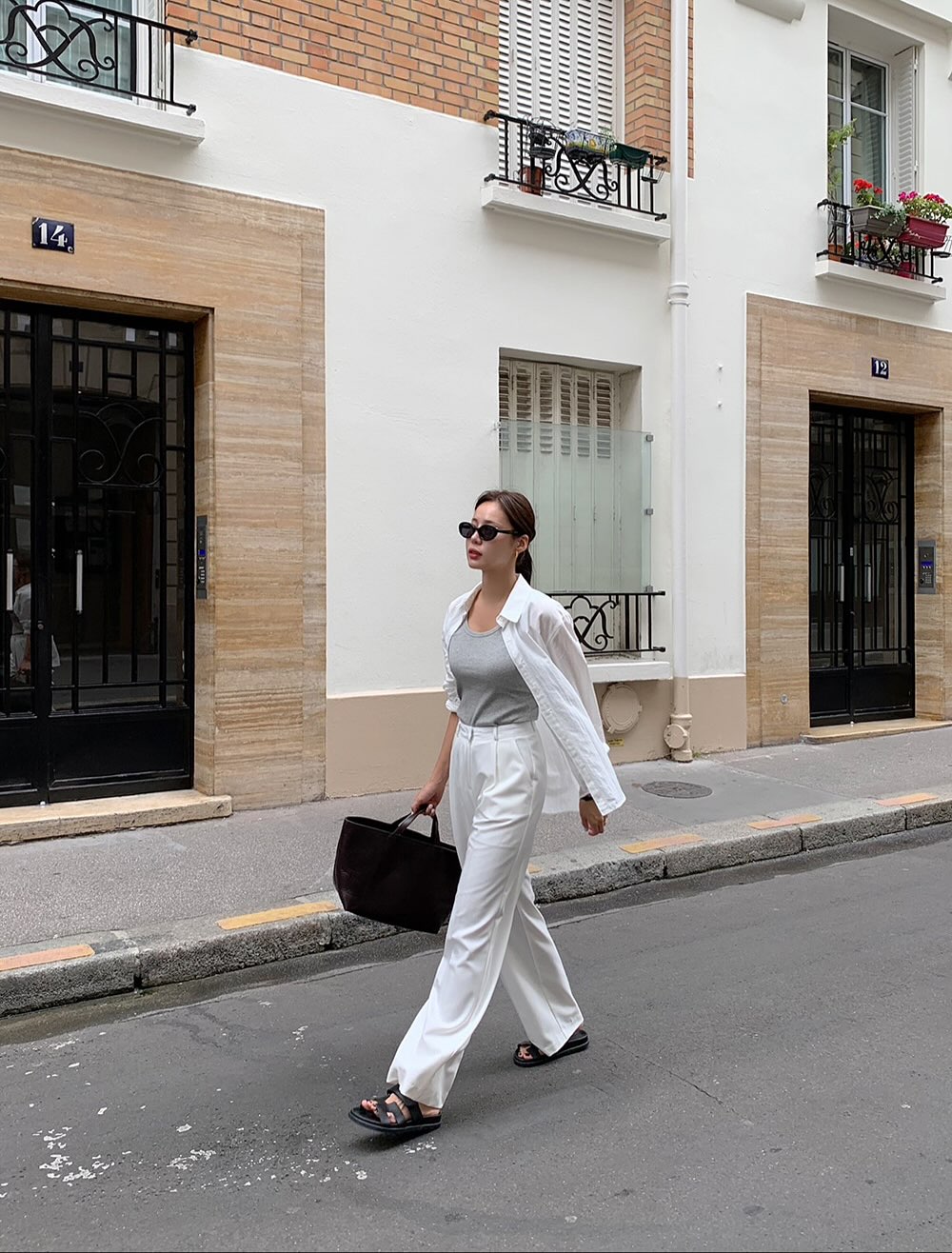 Hay mặc quần ống rộng, chị em chỉ cần biết đúng 3 bí kíp siêu tôn dáng- Ảnh 6.