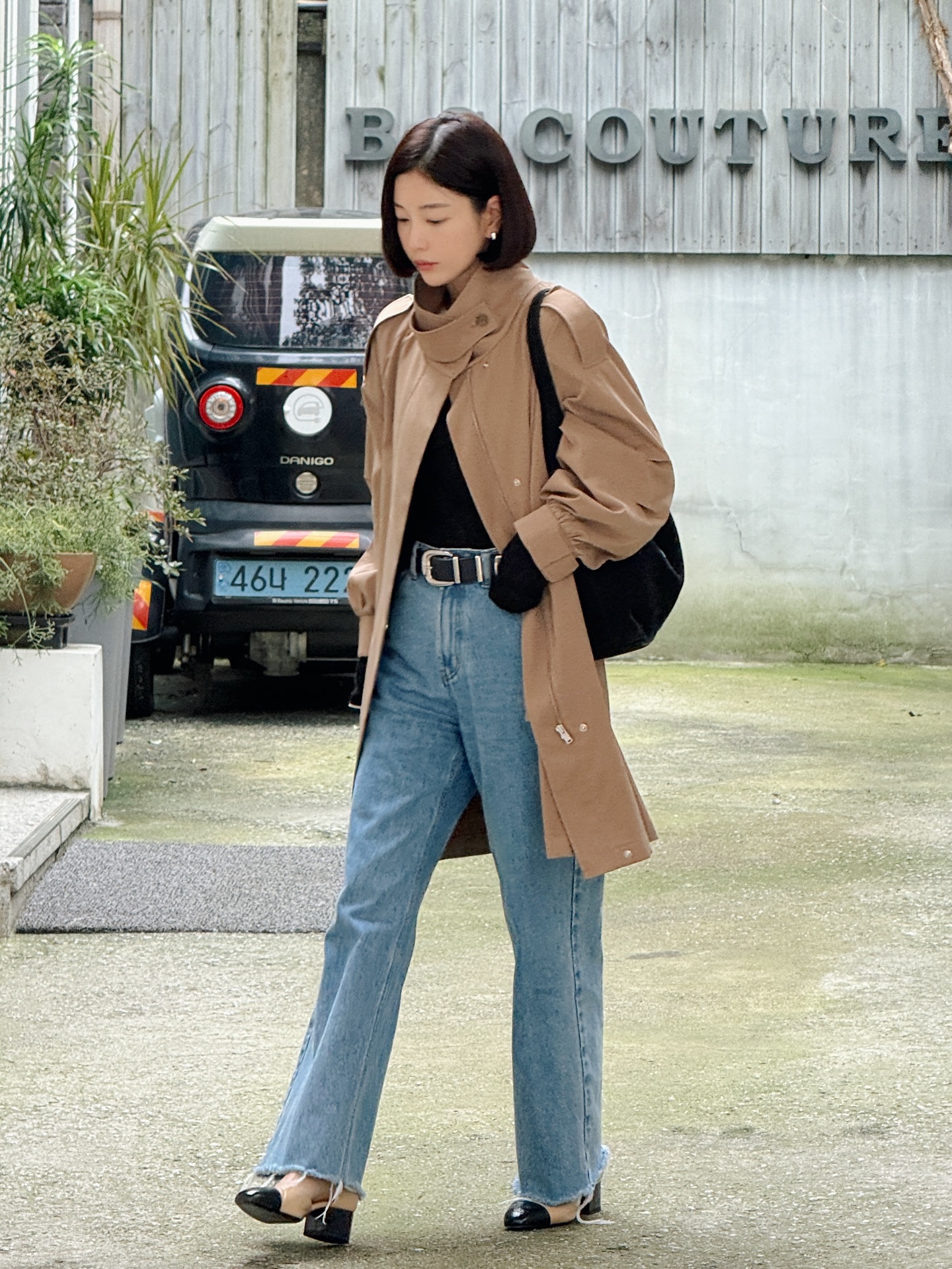 4 mẫu áo khoác hack tuổi tốt nhất dành cho phụ nữ ngoài 40- Ảnh 10.