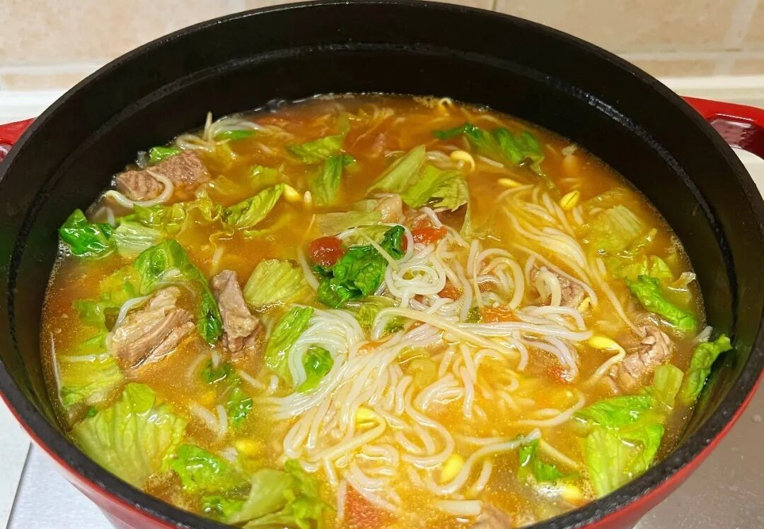 Mẹ tôi thường nấu món bún này: Mùi thơm lan tỏa, ngon đến nỗi cả nhà ăn hết sạch không còn một giọt nước dùng- Ảnh 13. Mẹ tôi thường nấu món bún này: Mùi thơm lan tỏa, ngon đến nỗi cả nhà ăn hết sạch không còn một giọt nước dùng- Ảnh 13.