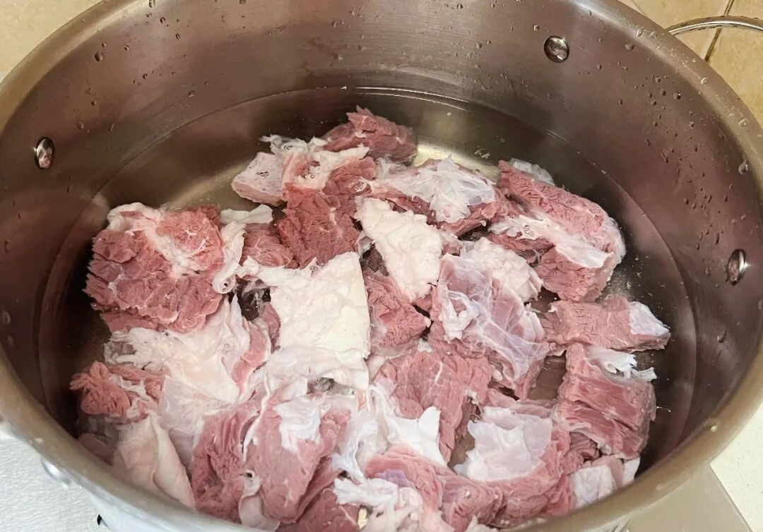 Mẹ tôi thường nấu món bún này: Mùi thơm lan tỏa, ngon đến nỗi cả nhà ăn hết sạch không còn một giọt nước dùng- Ảnh 3. Mẹ tôi thường nấu món bún này: Mùi thơm lan tỏa, ngon đến nỗi cả nhà ăn hết sạch không còn một giọt nước dùng- Ảnh 3.