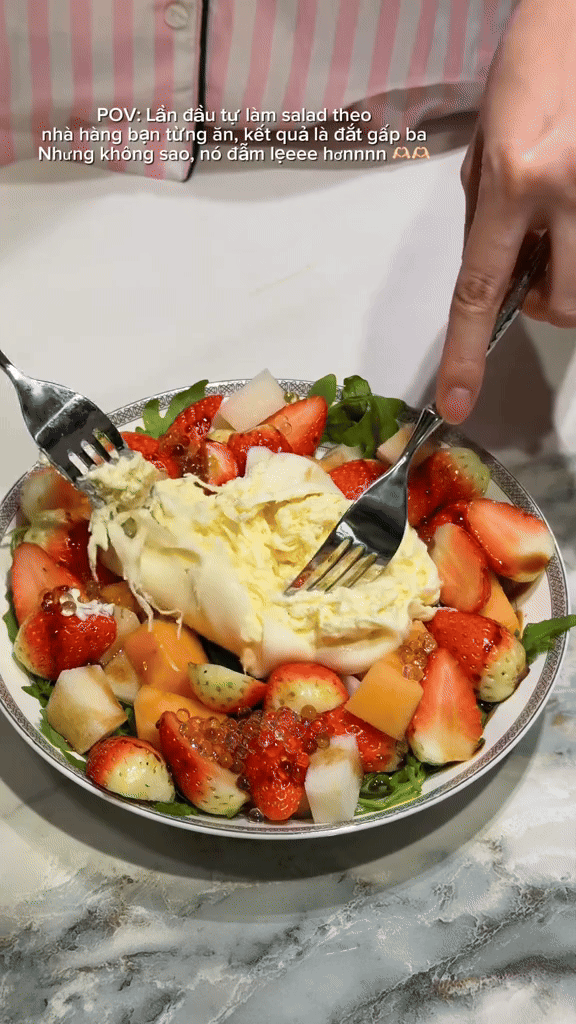 Đỗ Hà bị Viết Vương giật spotlight, đu trend làm salad nhưng dân mạng chỉ chú ý đến điều này- Ảnh 4.