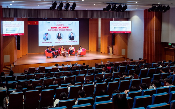 Ngày càng nhiều sinh viên Việt Nam muốn học nhanh, đi làm ngay- Ảnh 1.