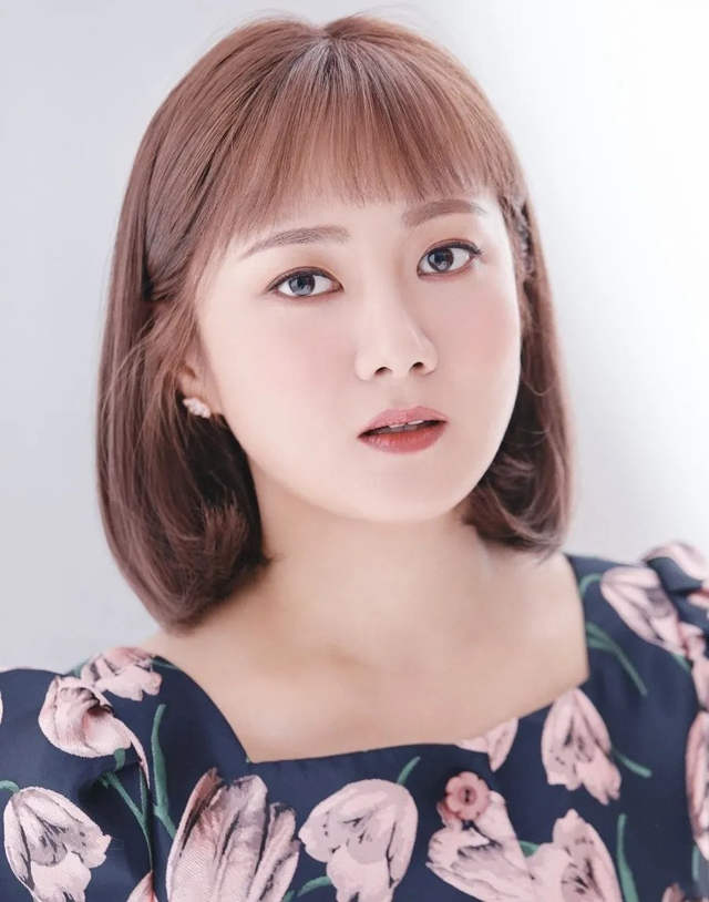 Cả showbiz mau ra xin lỗi nữ ca sĩ này ngay lập tức!- Ảnh 4. Cả showbiz mau ra xin lỗi nữ ca sĩ này ngay lập tức!- Ảnh 4.