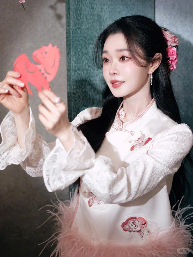 Sao Thái Bạch quét sạch cửa nhà? Không, năm 2026 nếu biết cách "dụng Hỏa", bạn sẽ biến nguy thành cơ đầy ngoạn mục- Ảnh 1. Sao Thái Bạch quét sạch cửa nhà? Không, năm 2026 nếu biết cách "dụng Hỏa", bạn sẽ biến nguy thành cơ đầy ngoạn mục- Ảnh 1.