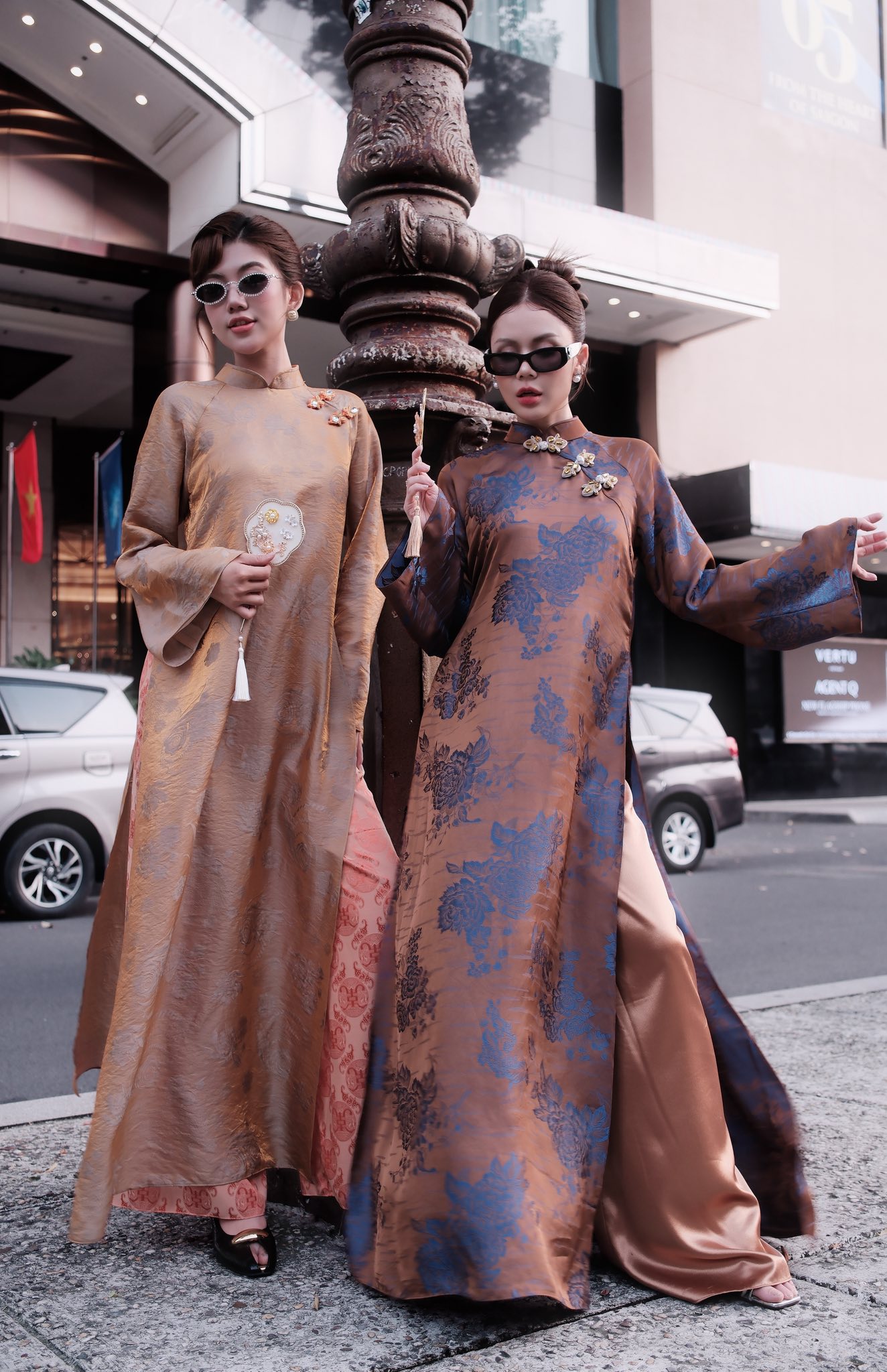 Không còn đỏ, hồng quen thuộc, áo dài Tết 2026 "bắt trend" loạt thiết kế đậm chất phú bà thời thượng- Ảnh 20. Không còn đỏ, hồng quen thuộc, áo dài Tết 2026 "bắt trend" loạt thiết kế đậm chất phú bà thời thượng- Ảnh 20.