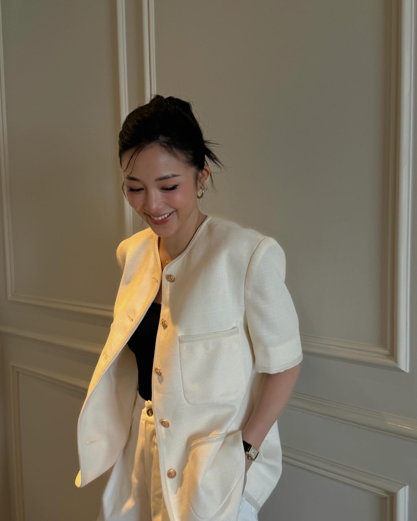 Hot mom Việt là "cao thủ" diện trang phục màu trung tính, phối đồ từ những item cơ bản mà vẫn đẹp tinh tế- Ảnh 8.