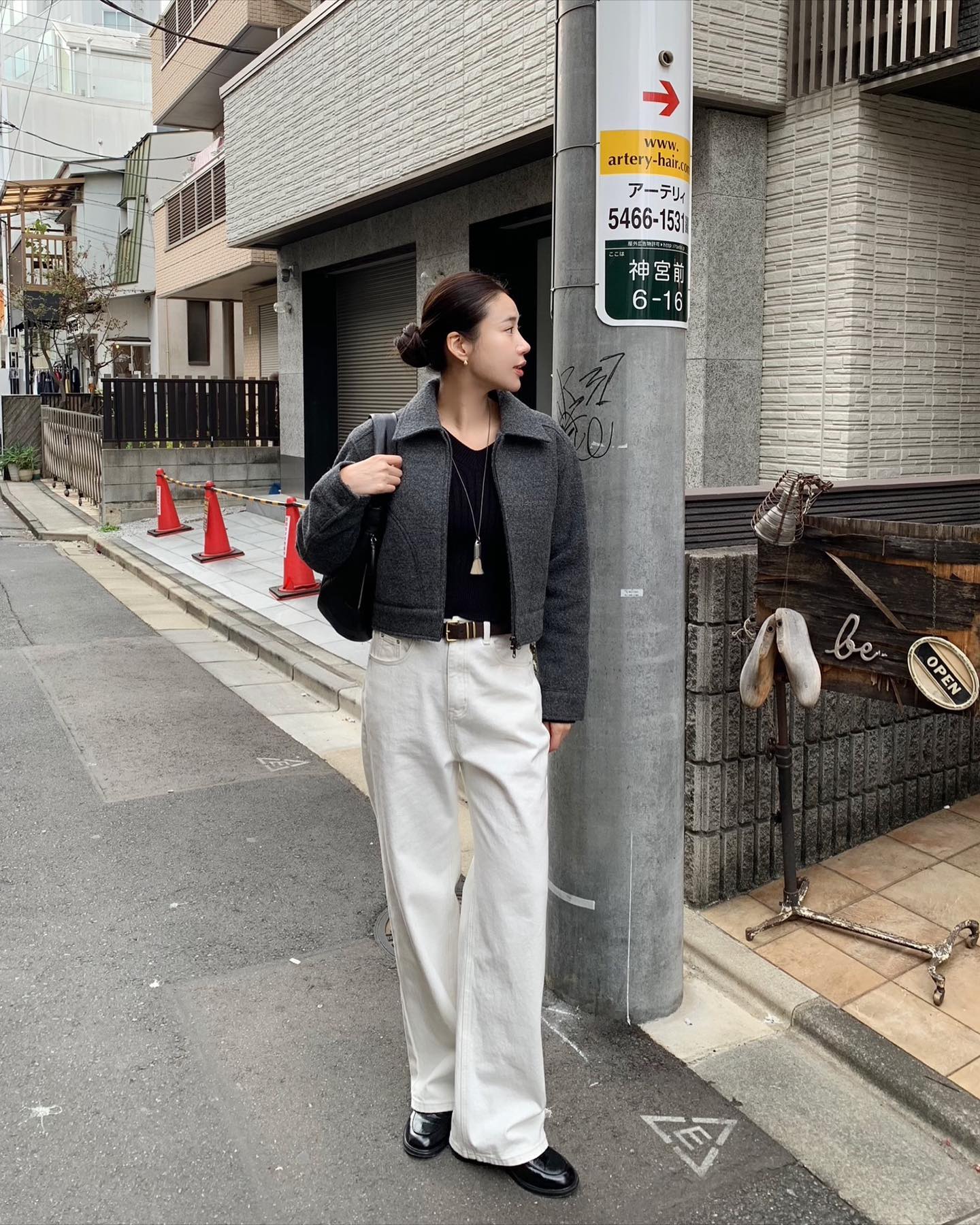 Cách đơn giản để "lên đời" phong cách trong năm 2026 chính là sắm 5 mẫu quần ống rộng đang hot nhất- Ảnh 8.