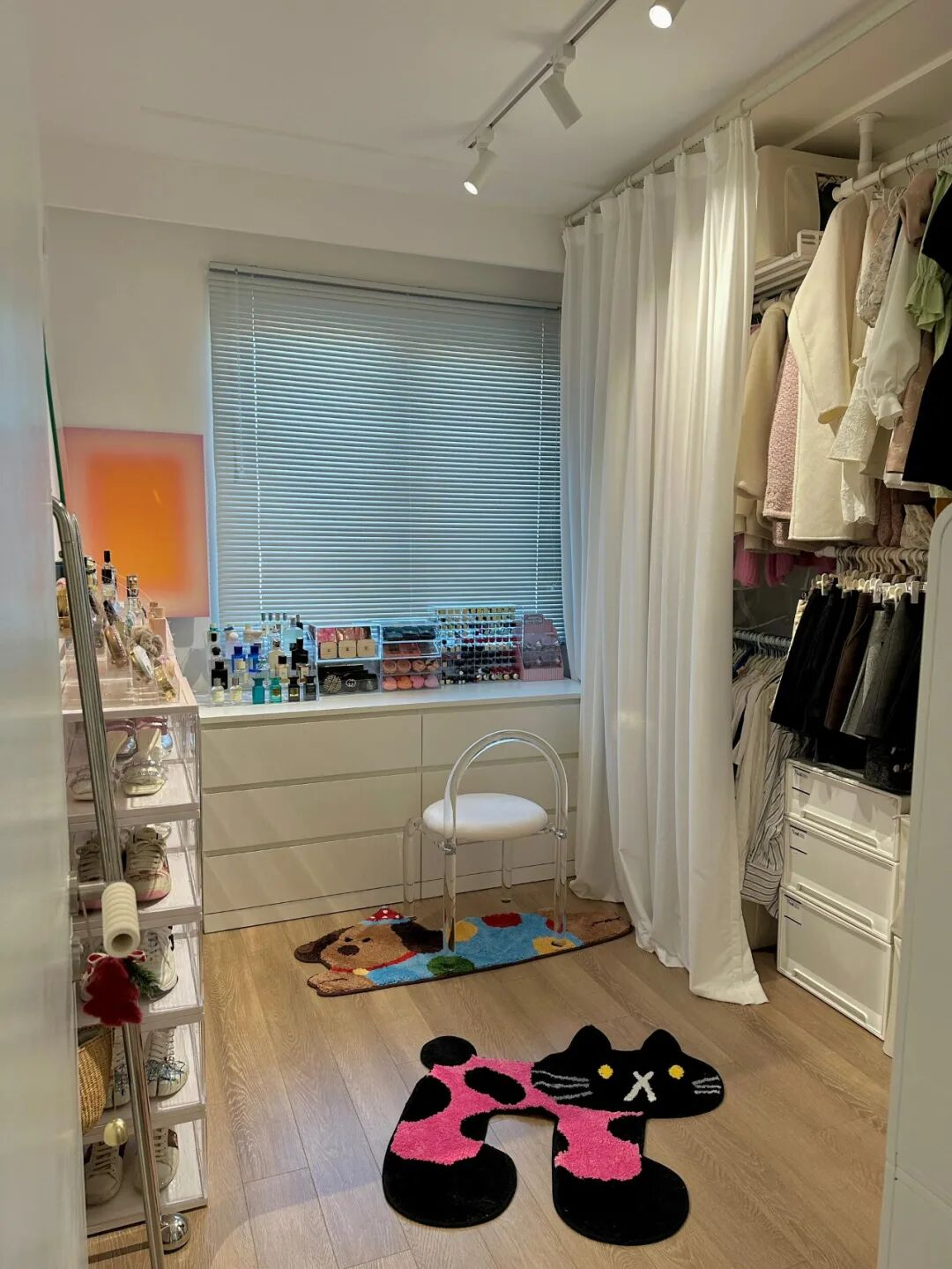 Nhìn nhà hàng xóm mà tôi muốn xỉu: 6 thiết kế quá tiên tiến khiến tôi nhận ra… nhà mình đang “sống ở quá khứ”!- Ảnh 6.