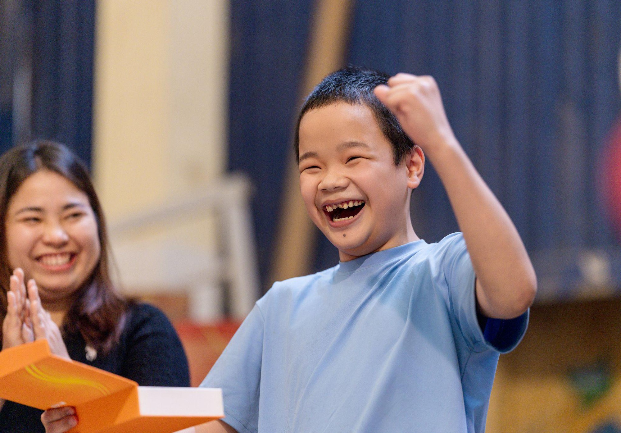 “Chị ơi, em ngoan rồi” và niềm vui của những em bé đặc biệt- Ảnh 1.