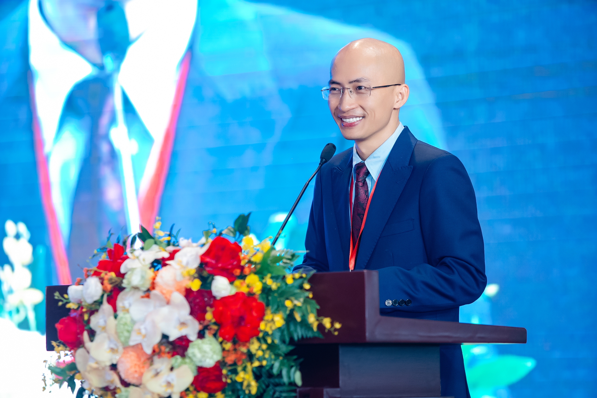 Love World 2026 – Phát triển doanh nghiệp và đội ngũ phiên bản “Chúng ta”- Ảnh 1.