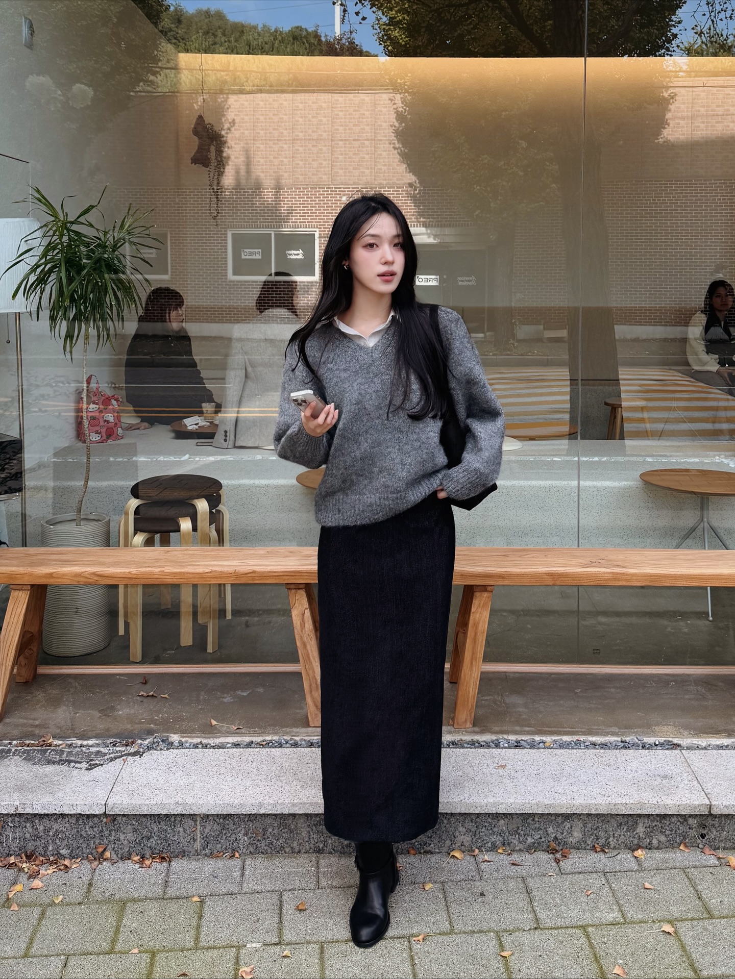 Cần phải biết ngay lúc này: Áo len mặc với 5 món thời trang sau là đẹp nhất!- Ảnh 3.