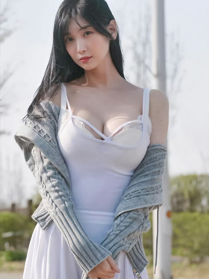 photo-1767665199718 photo-1767665199718