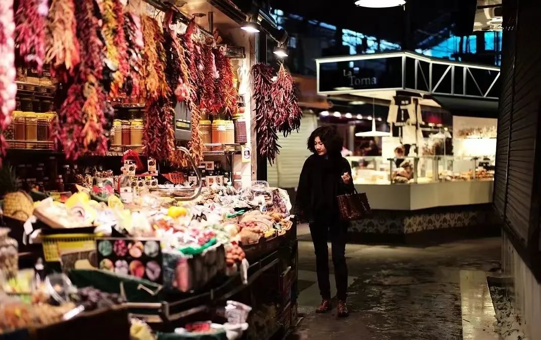 Thế hệ trẻ đang làm điều người thành phố không ngờ: Đi chợ quê để "cứu ví tiền"- Ảnh 6. Thế hệ trẻ đang làm điều người thành phố không ngờ: Đi chợ quê để "cứu ví tiền"- Ảnh 6.