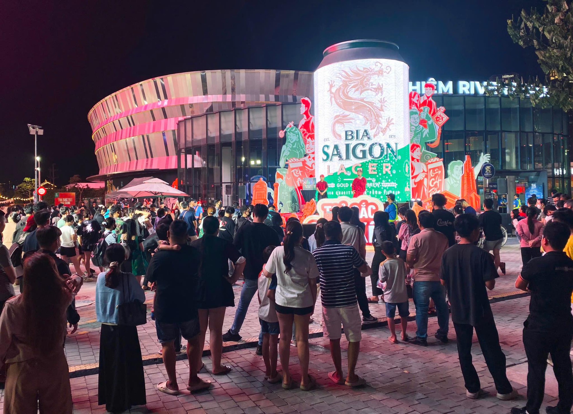 Bia Saigon: Từ dấu ấn “Tỏa sắc Tết Sài Gòn” đến hành trình “Tỏa Tết lớn” khắp Việt Nam- Ảnh 2.