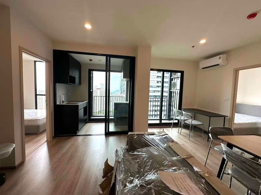 Tôi chọn tầng 27 vì mê view: Ba năm sau, thứ khiến tôi hối hận nhất lại chính là cái view đó- Ảnh 1. Tôi chọn tầng 27 vì mê view: Ba năm sau, thứ khiến tôi hối hận nhất lại chính là cái view đó- Ảnh 1.