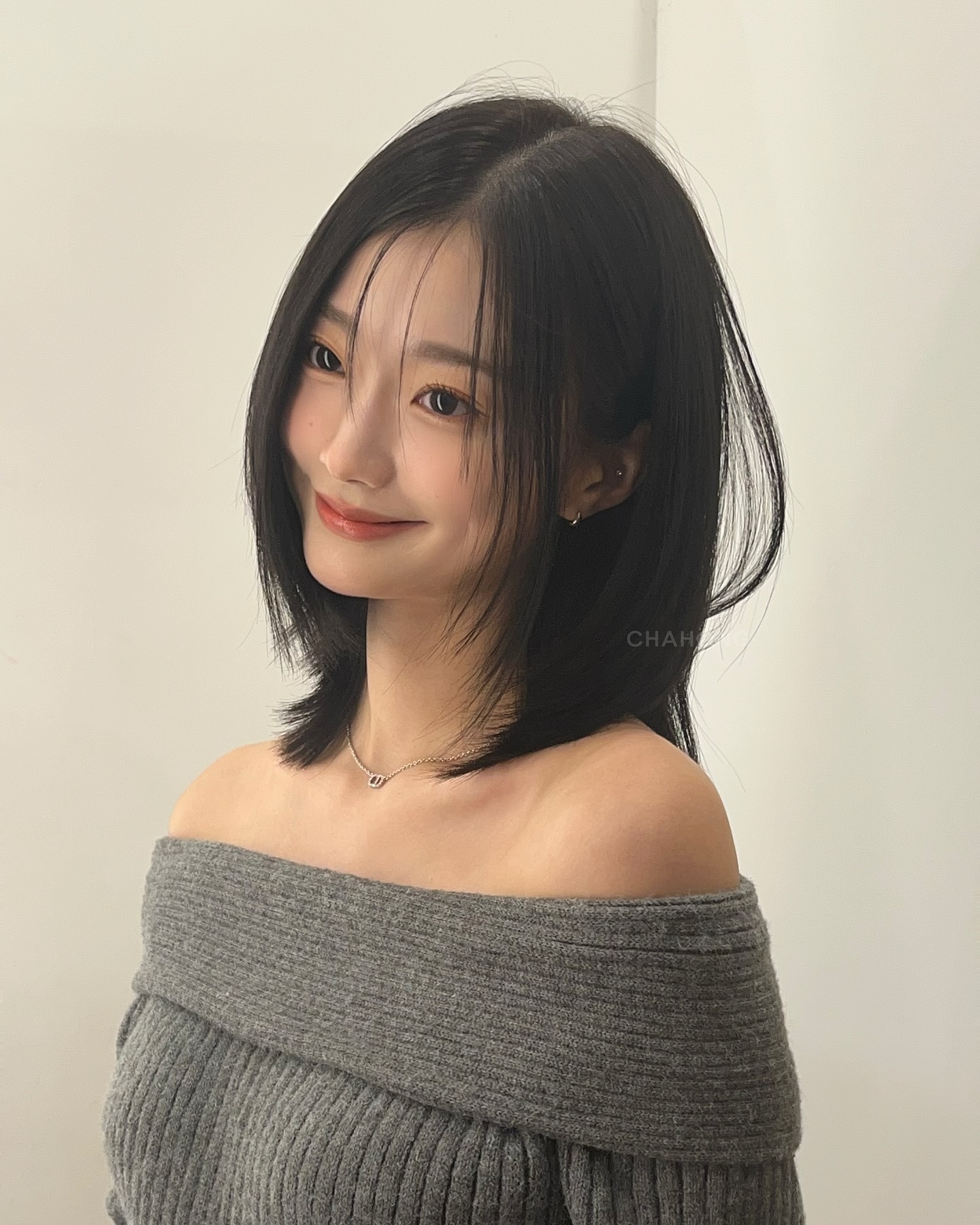 5 kiểu tóc ngang vai cho nàng không thích cắt tóc quá ngắn, nhưng vẫn muốn trẻ ra vài tuổi- Ảnh 9.