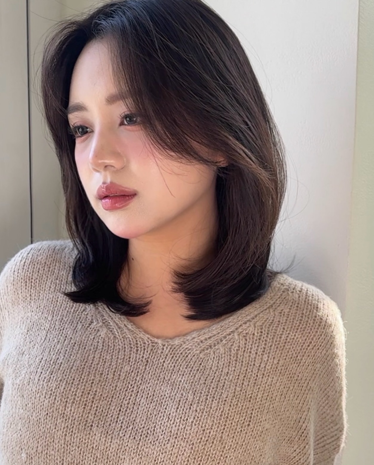 5 kiểu tóc ngang vai cho nàng không thích cắt tóc quá ngắn, nhưng vẫn muốn trẻ ra vài tuổi- Ảnh 5.