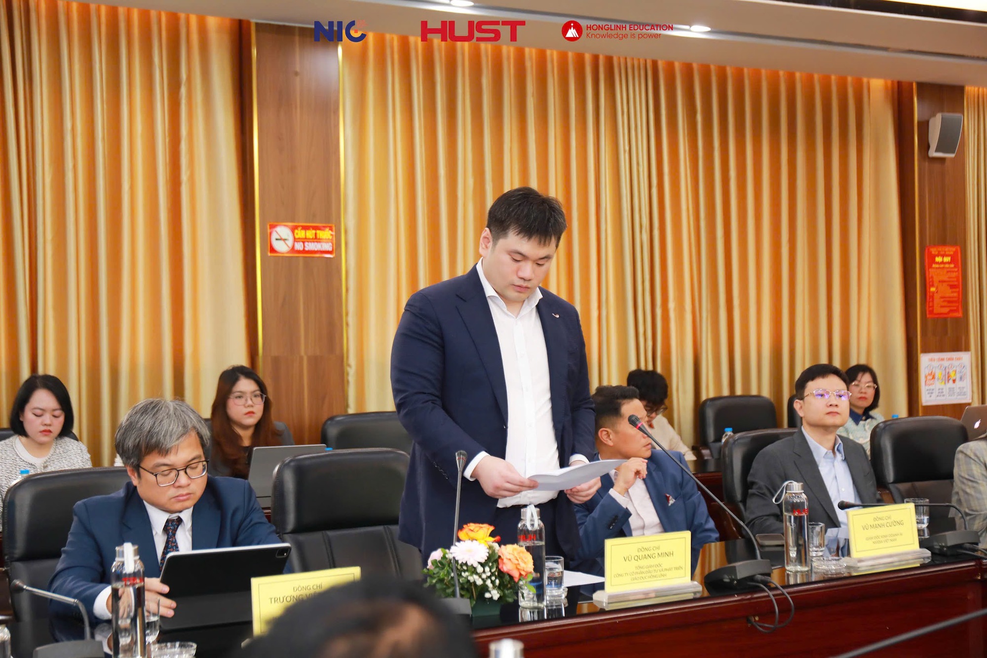 Từ 2026, học sinh, sinh viên Việt Nam có thể nhận chứng chỉ AI chuẩn quốc tế trong nước- Ảnh 4.