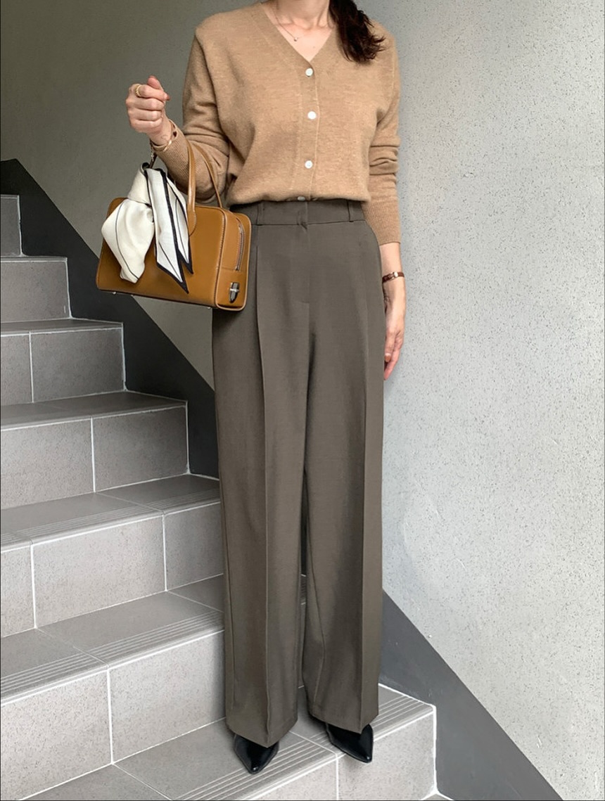 Người phụ nữ cao 1m53 có style rất sành điệu, hóa ra là nhờ 4 công thức diện đồ đơn giản mà tôn dáng- Ảnh 3.