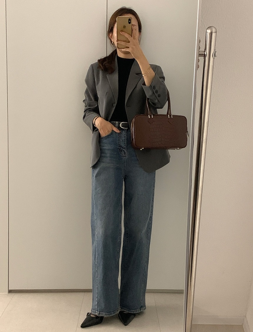 Người phụ nữ cao 1m53 có style rất sành điệu, hóa ra là nhờ 4 công thức diện đồ đơn giản mà tôn dáng- Ảnh 5.