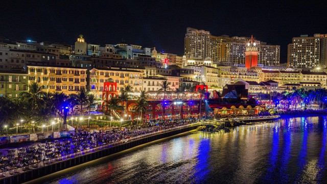 Khách quốc tế đổ bộ, tới Phú Quốc tưởng mình đi nước ngoài- Ảnh 5.