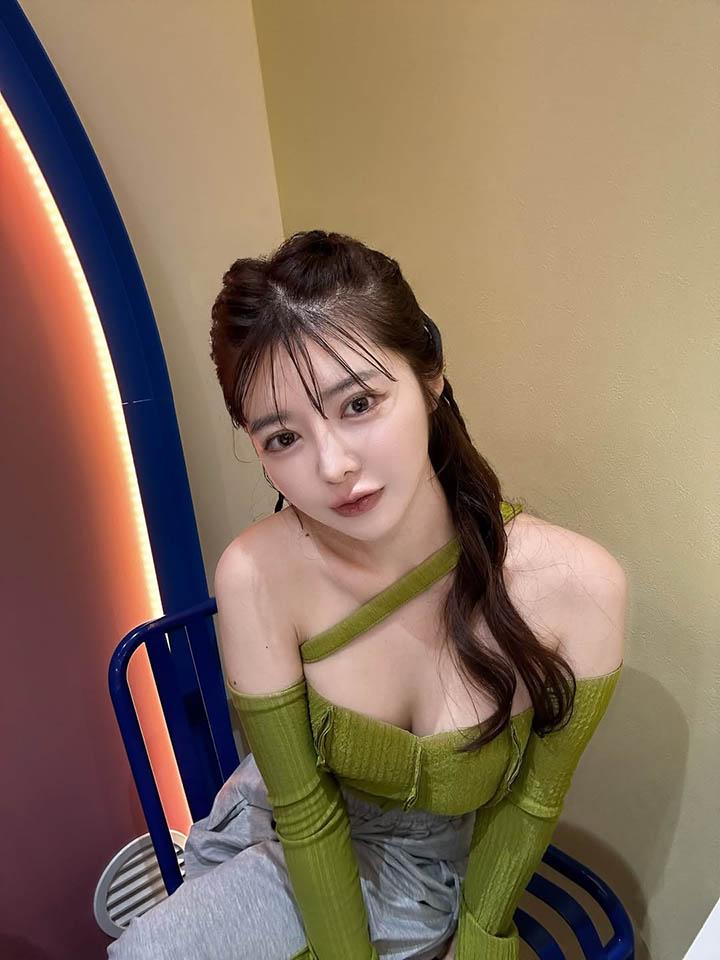 Cô gái xinh đẹp xuất hiện trên truyền hình gây bất ngờ với thân phận là nữ diễn viên- Ảnh 6.