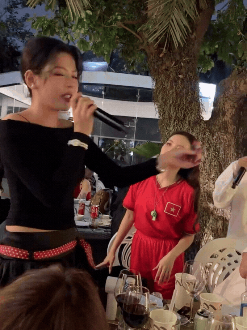 Cặp Em Xinh khiến dân tình phát sốt vì size gap không tưởng, "có thật là cách nhau một tuổi không vậy?" - Ảnh 2.