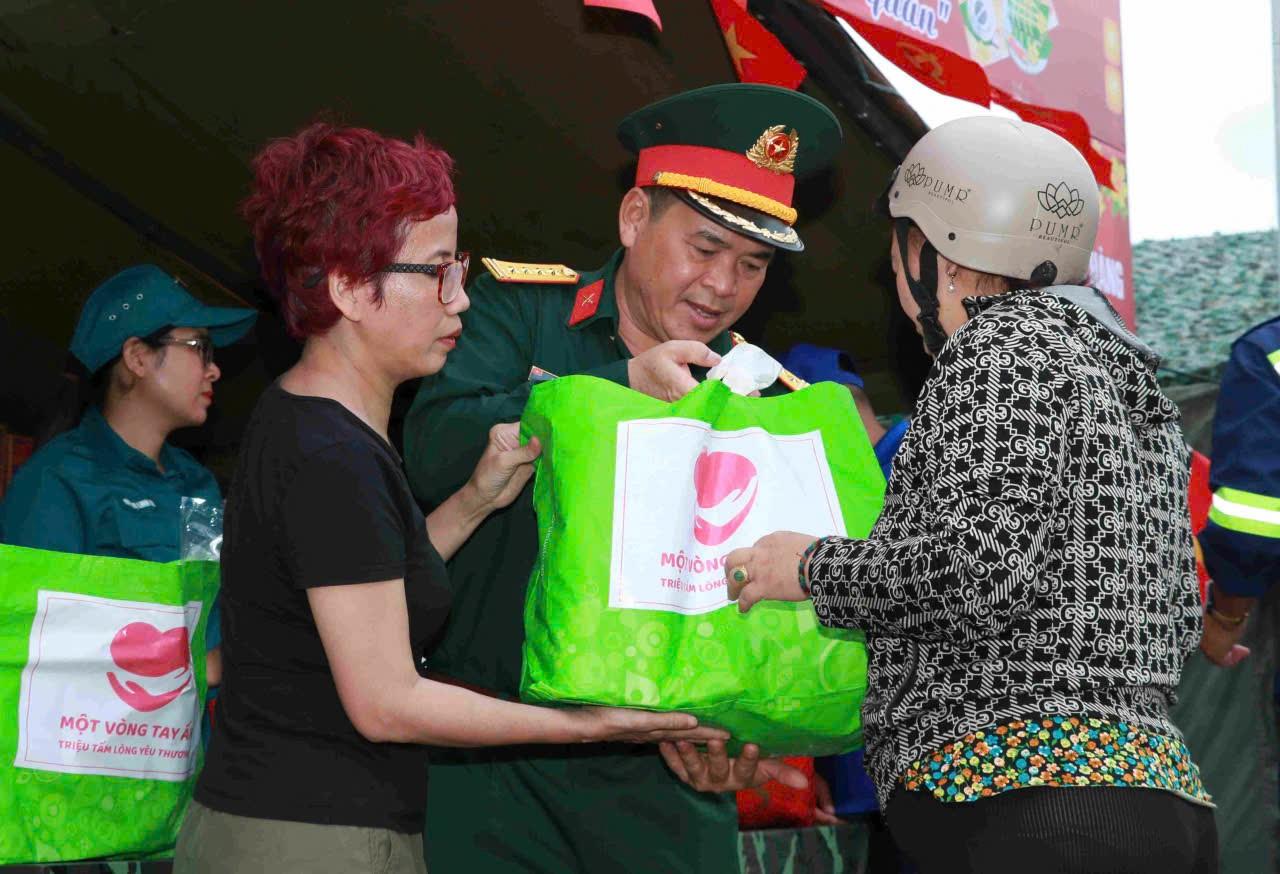 Tết ở Hòa Thịnh - và câu chuyện dài hơn một mùa Xuân- Ảnh 2.