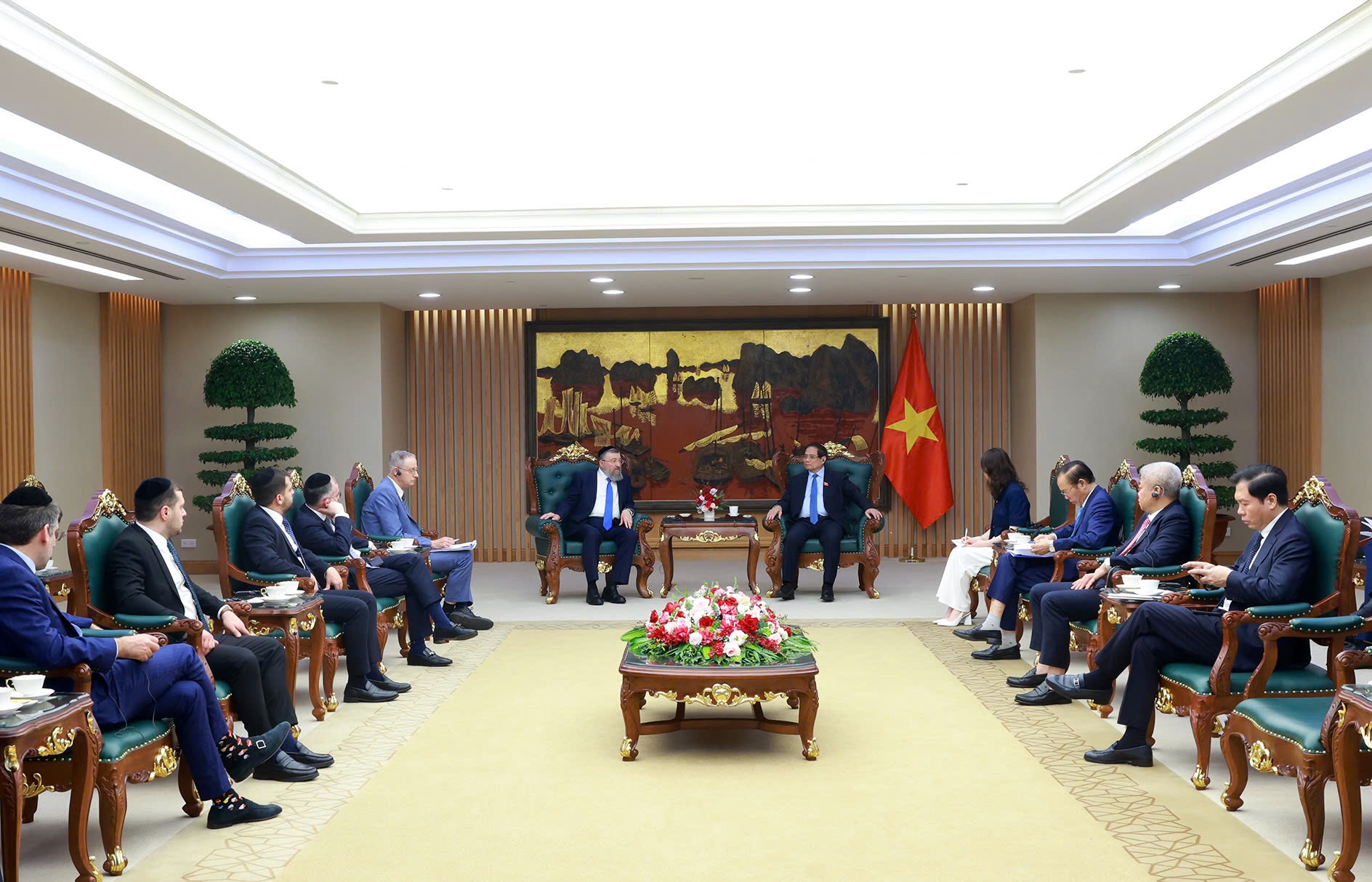 Ngài Đại sứ Đặc mệnh Toàn quyền Israel đến thăm và chúc Tết CENTRAL - Ảnh 6.