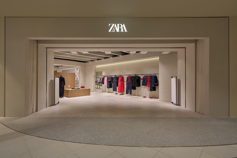 Khám phá không gian concept store mới của Zara tại Hanoi Centre- Ảnh 2. Khám phá không gian concept store mới của Zara tại Hanoi Centre- Ảnh 2.